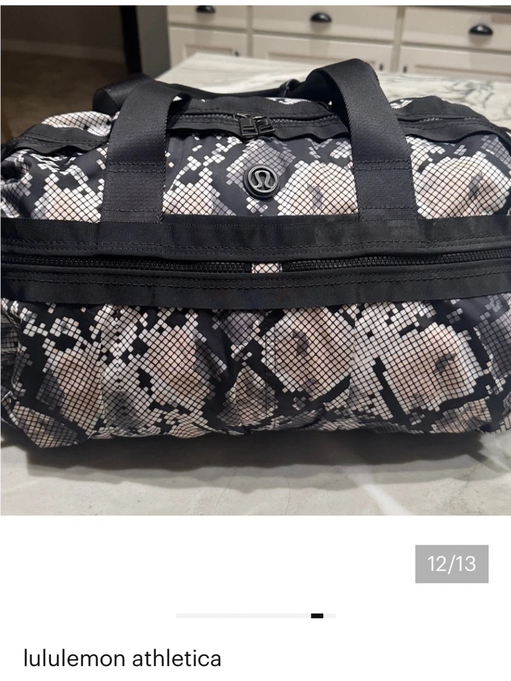 lululemon athletica stylish duffel
